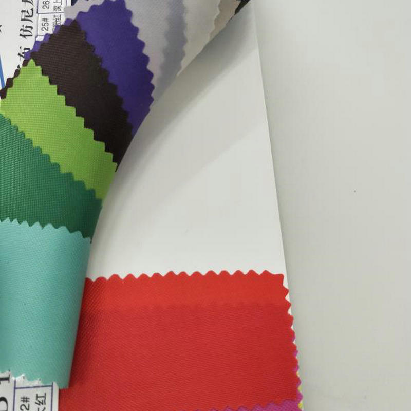 Picture of Oxford cloth 160g polyester cloth 420d 2*2 encryption PU bundle pocket express bag fabric