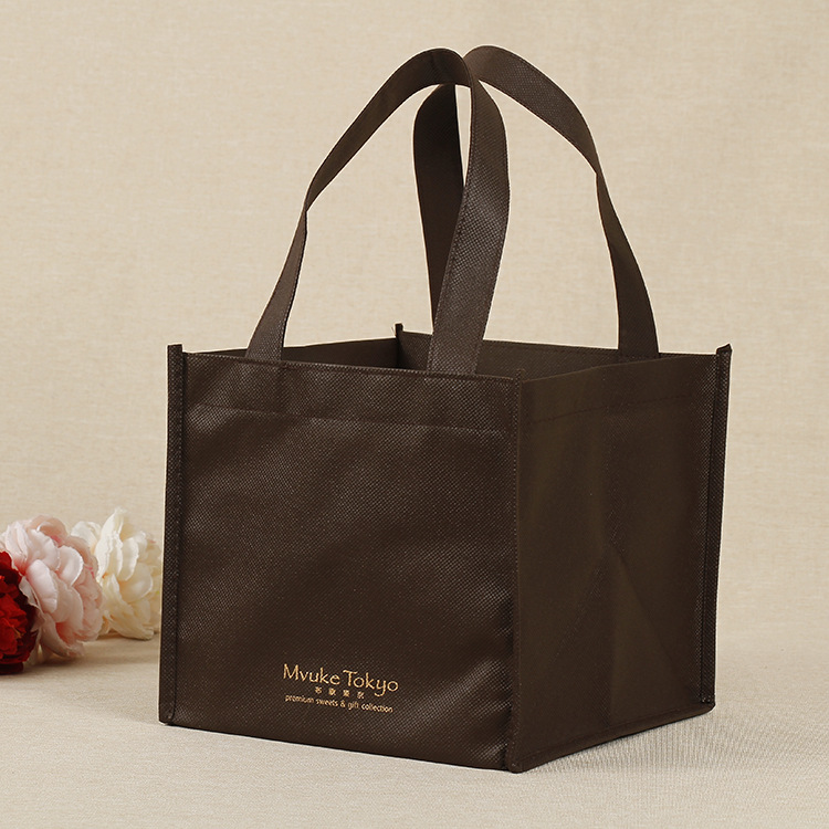 Customized Manufacturer Wholesale Baking Packaging Bag Cake Tote Bag Pizza Packaging Bag Non-Woven Handbag Printed with Logo