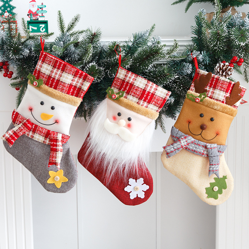 New linen large cartoon Christmas stocking Christmas gift bag decoration gift bag gift bag pendant candy bag