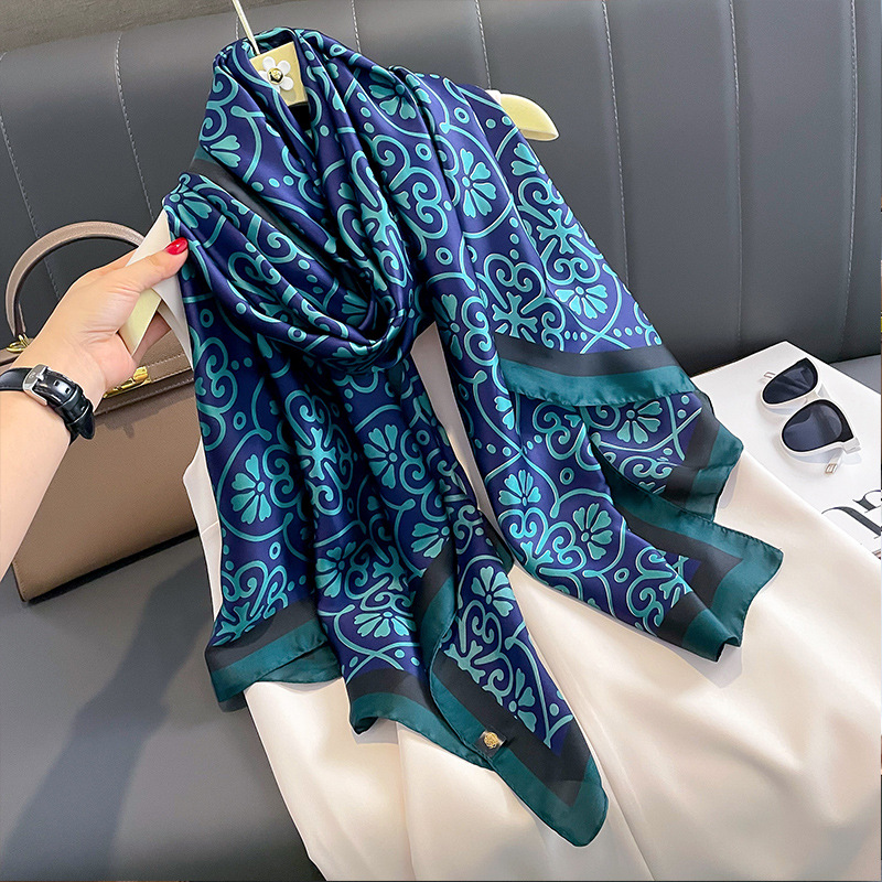 Korean Fashion Silk Professional Scarf Women's Autumn and Winter Warm Fashion Western Style 2023 New Style Scarf for Women