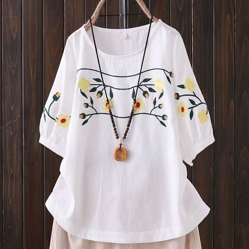 Picture of Women's Artistic Retro Embroidery Summer New Ethnic Style Cotton and Linen plus size Loose Slimming Short-sleeved Meat Covering T-shirt