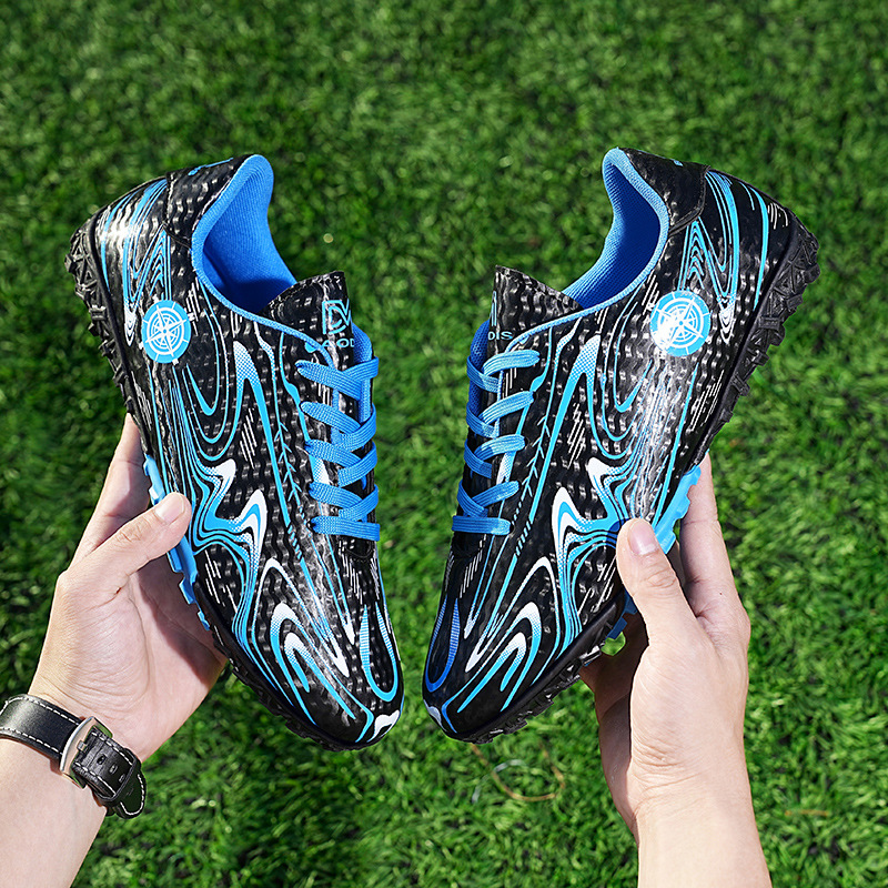 Picture of Cross-border Large Size Children's Spike Football Shoes Men's Outdoor Primary and Secondary School Students' Broken Nail Training Shoes Primary and Secondary School Students' Competition Shoes