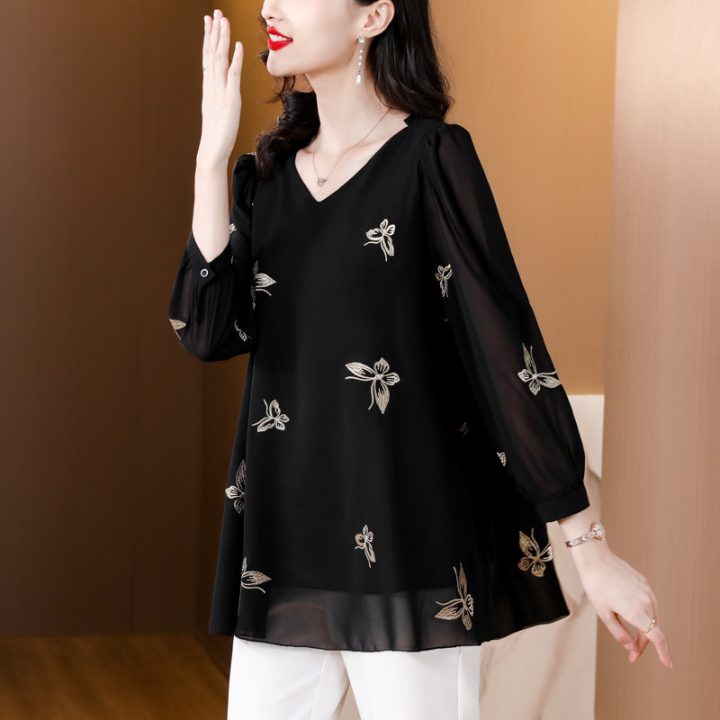 Picture of Real Shot of 2025 Autumn New Plus-Size Women's Fashion Slimming Chiffon Long-Sleeve Top That Covers the Belly