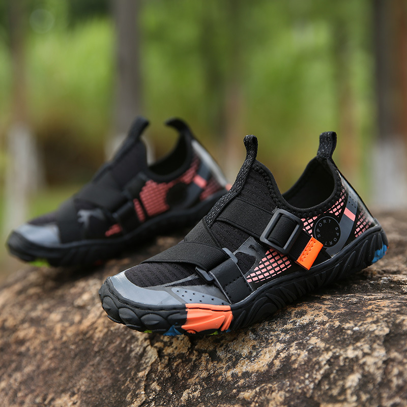Children's Swimming Shoes Summer Breathable Beach Diving Tracing Five Fingers Wading Shoes Outdoor Mountaineering Hiking Mesh