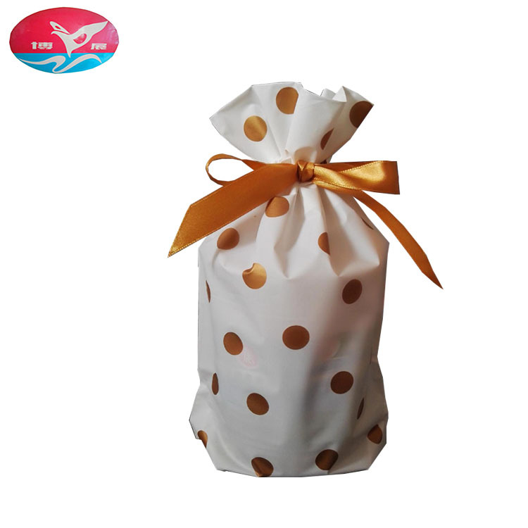 Dongguan factory CPE milk white background organ rope drawstring bag ribbon drawstring beautiful exquisite cosmetic bag