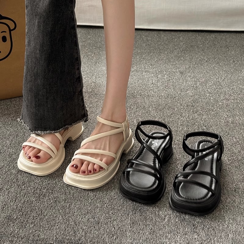 Women's Thick Sole Sandals with 2024 New Summer Outer Wear Soft Sole Not Tired Feet Casual Beach Roman Shoes for Women