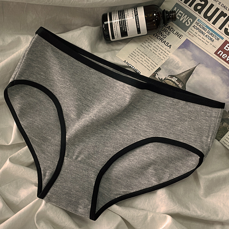 Picture of Sports cool style ins simple girls underwear waist Japanese black and white pure cotton ladies briefs wholesale
