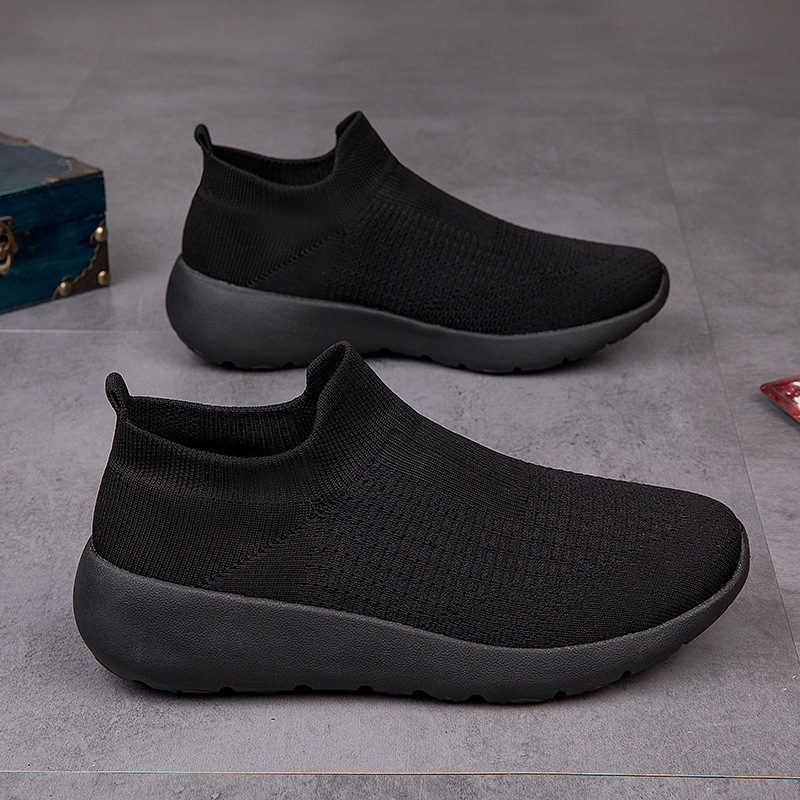 Foreign Trade Tail List Japanese Summer Men's Soft Sole Breathable Mesh Shoes Foot Socks Shoes Lightweight Travel Running Shoes