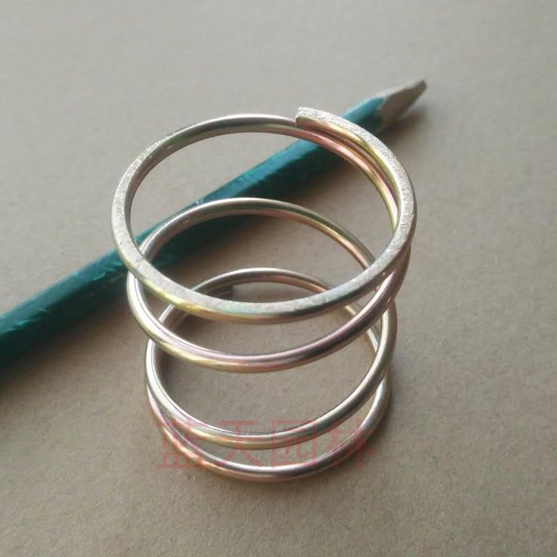 Komatsu/Fusshihua brush cutter grass head inner spring clamp spring Yongjia and other domestic lawn mowers grass mower head spring