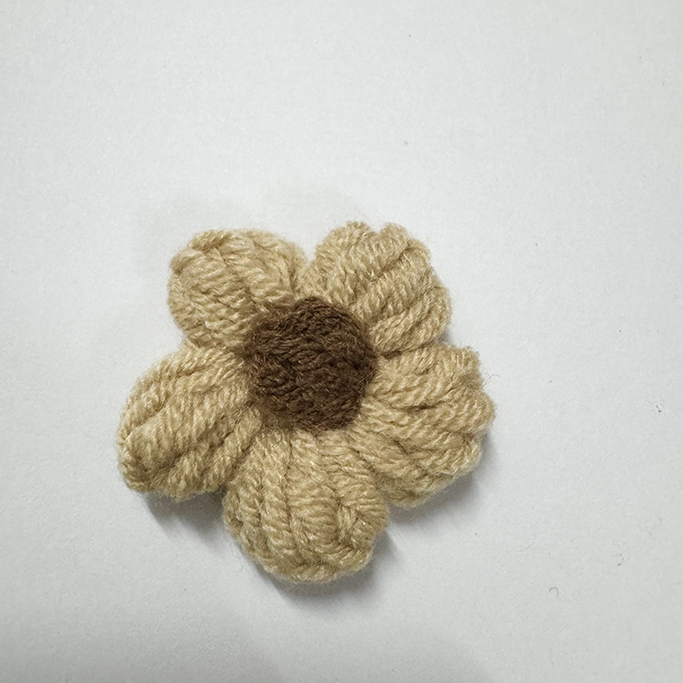 Picture of DIY Hand-Woven Wool Flowers Milk Cotton Crocheted Puff Flowers Ready-Made Clothing Accessories Accessories Manufacturer Wholesale