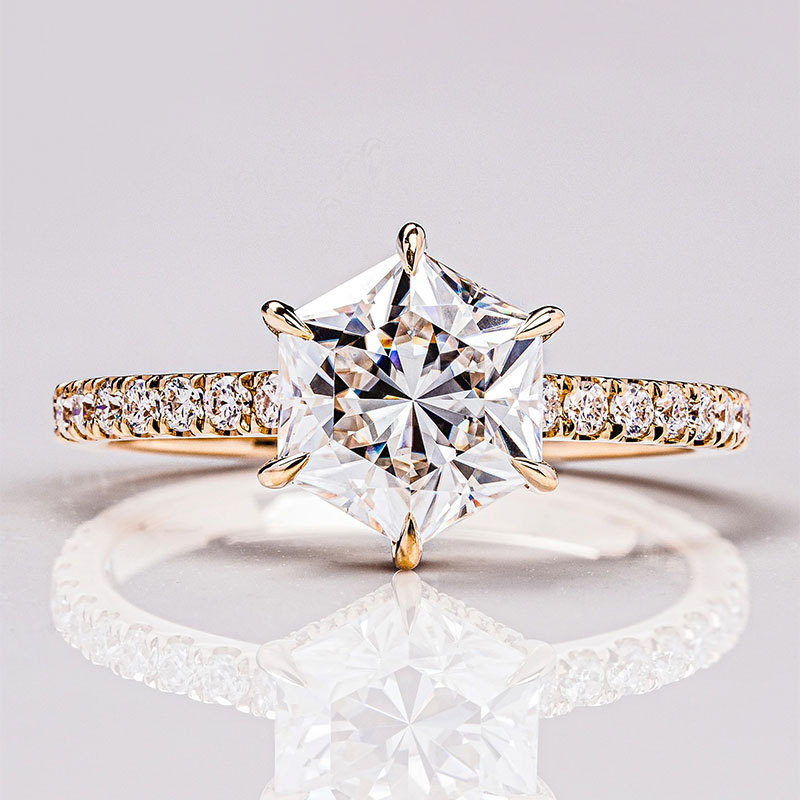 Cross-border ins style senior niche 7mm hexagonal Mosan diamond ring European and American engagement ladies silver plated 18k gold ring