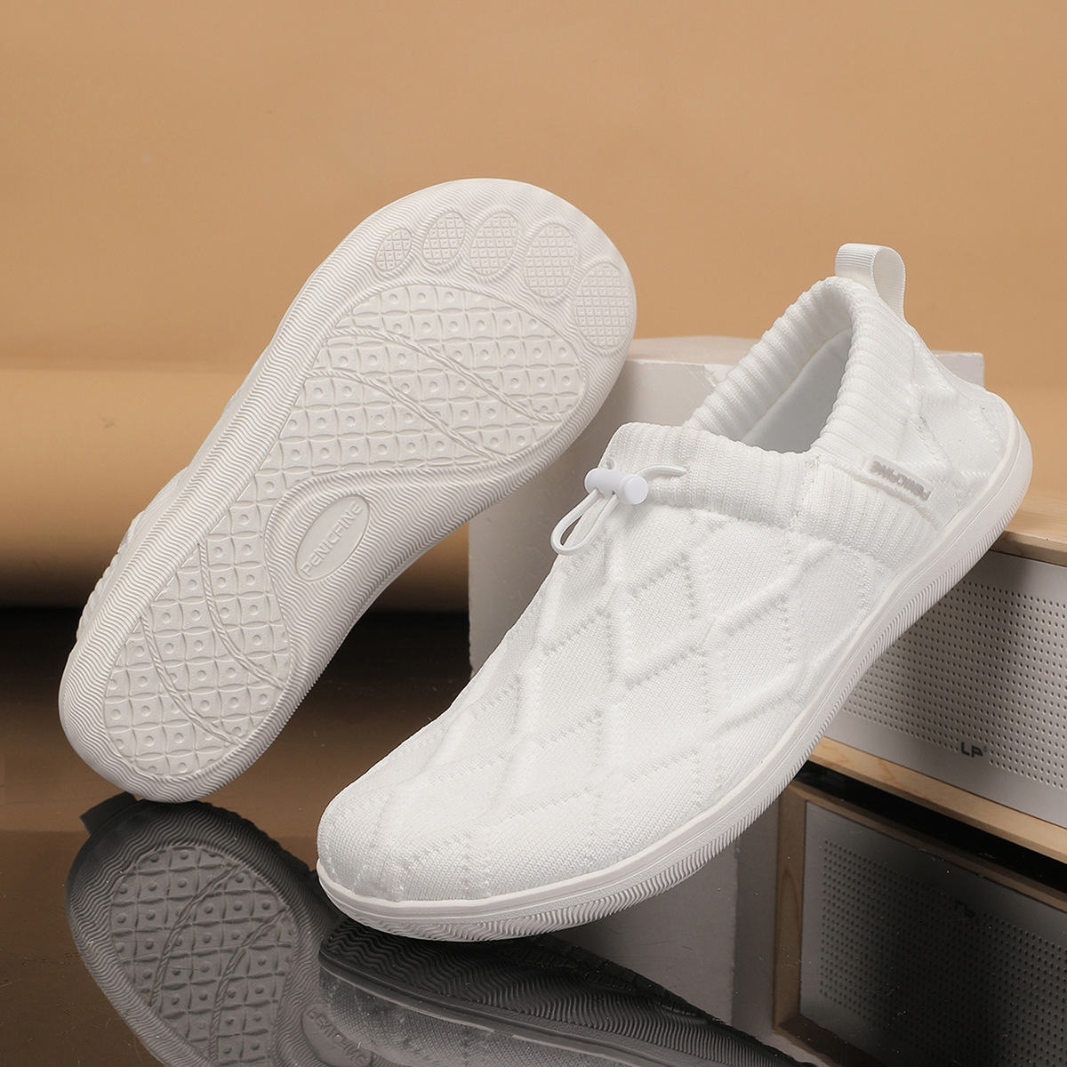 Wide-Last Barefoot Sports Shoes for Women, New Cross-Border Soft Soles, Non-Tiring Feet, Breathable, Casual and Comfortable Dance Fitness Yoga Shoes