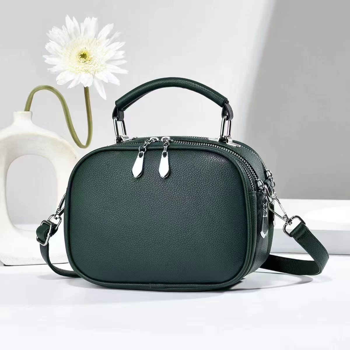 Picture of 2024 New Fashion shoulder bag western style messenger bag large capacity Korean style small square bag texture trendy multi-layer mobile phone bag