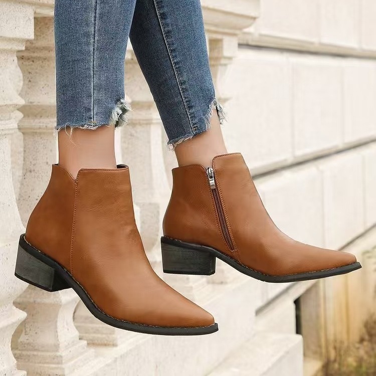 Cross Border plus size Side Zipper Ankle Boots Women's Autumn 2024 New Pointed Thick Heel Chelsea Boots Women's in stock