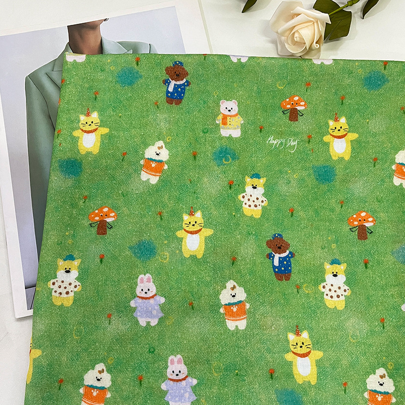 Cotton Fabric Maternal and Infant Grade Green Bottom Mushroom Animal Double-Layer Gauze Fabric Printed Baby Clothing Pajamas Fabric