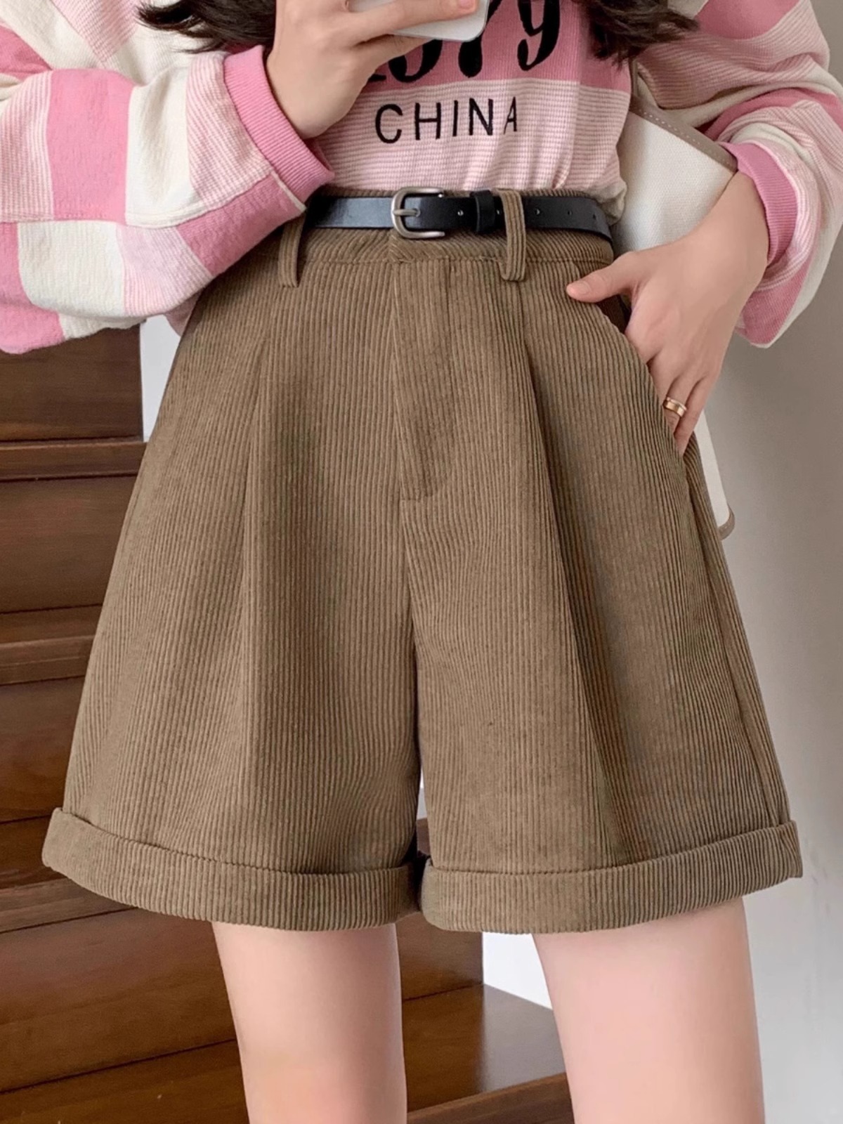 brown Corduroy Shorts Women's High Waist Slimming Wearing Wide Leg Boots Pants 2023 Autumn and Winter New A- Word Casual Pants