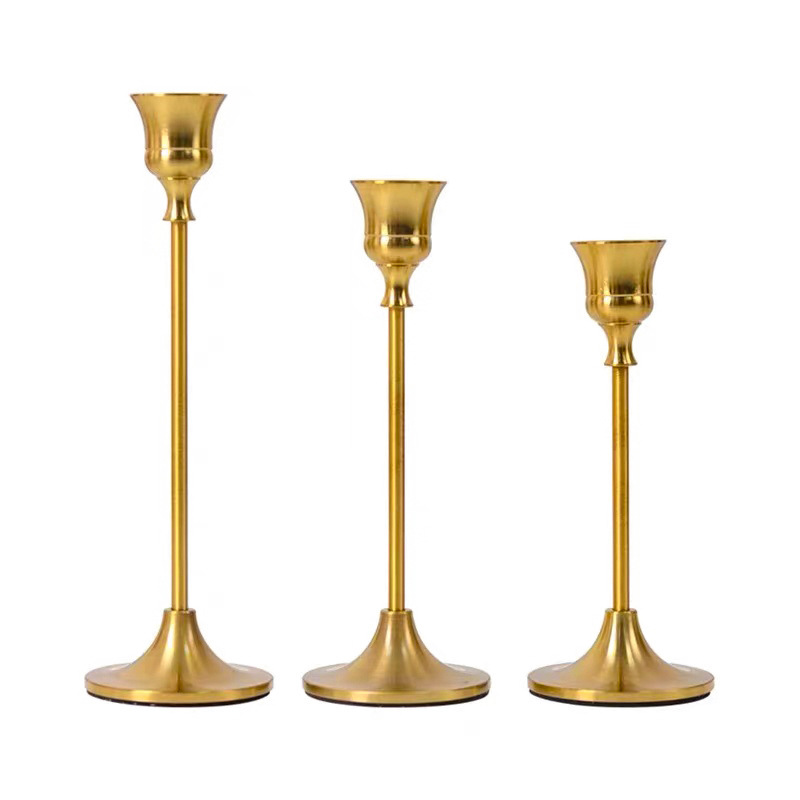 Picture of Cross-border European Retro Brass Candle Holder Romantic Christmas Candle Dinner Ornaments Wedding Props Candle Holder Bottom