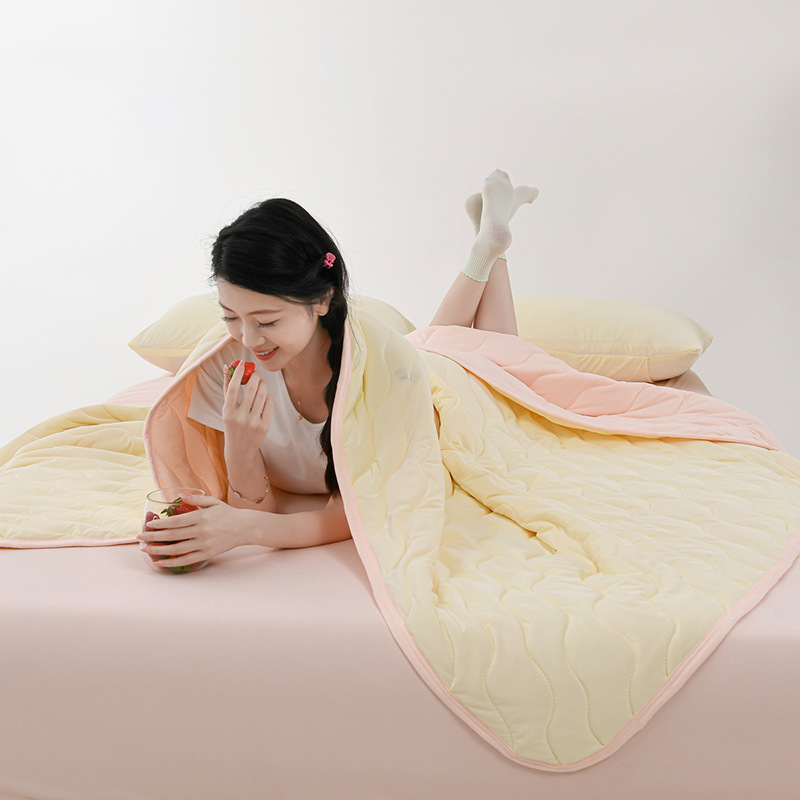 Picture of Super Soft Class a Cool Silk Air-Conditioning Quilt Summer Cool Quilt Single and Double Student Lunch Break Summer Quilt Kidsren's Thin Quilt Washable