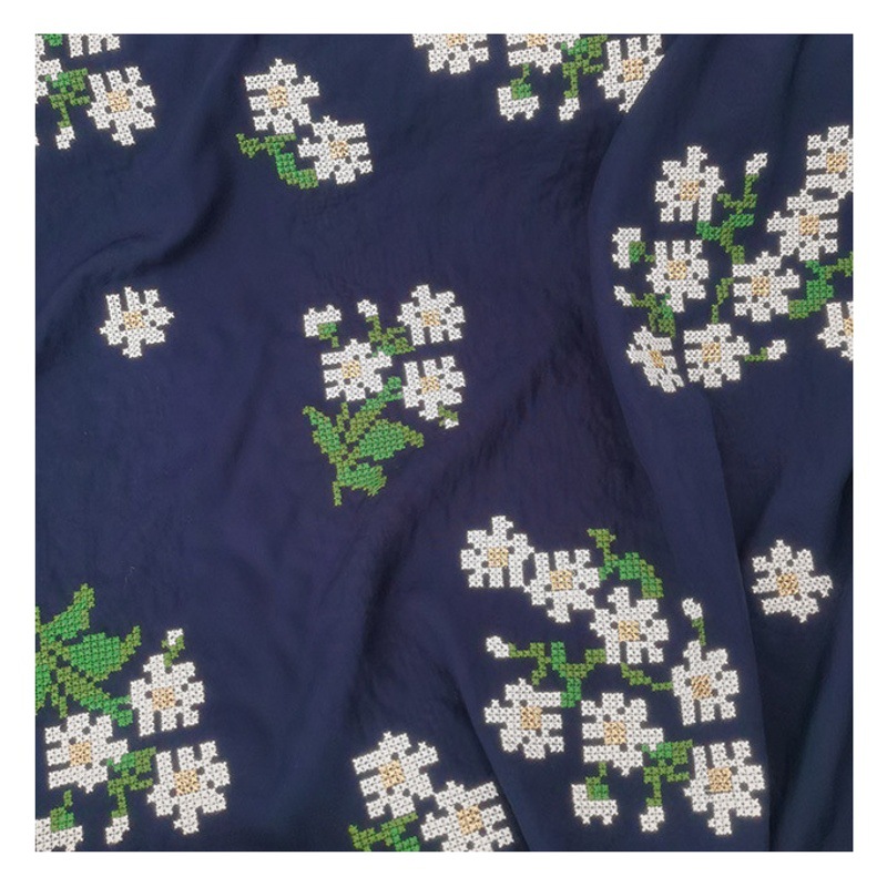 Factory Supply Polyester Flat Embroidery Vintage Palace Style Embroidery Embroidery Fabric Fashion Bags Stage Clothing Fabric