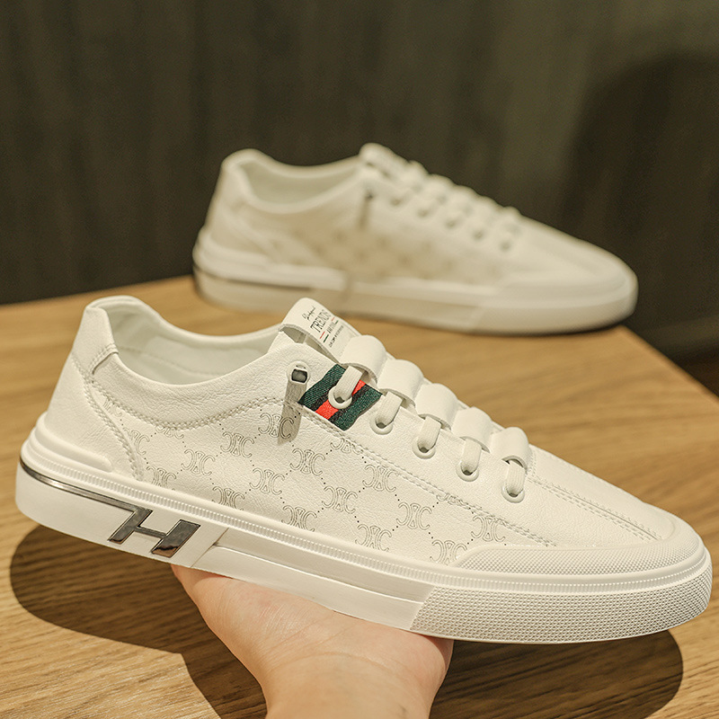 Summer Men's Shoes Breathable 2025 New Versatile Sports White Sneakers Men's Casual Leather Shoes One-Leg Trendy Shoes