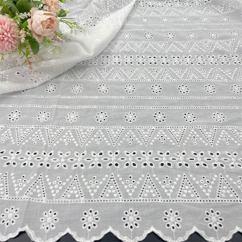 Cotton water-soluble cotton hollow embroidery fabric Clothing shirt women's dress cotton perforated embroidery fabric