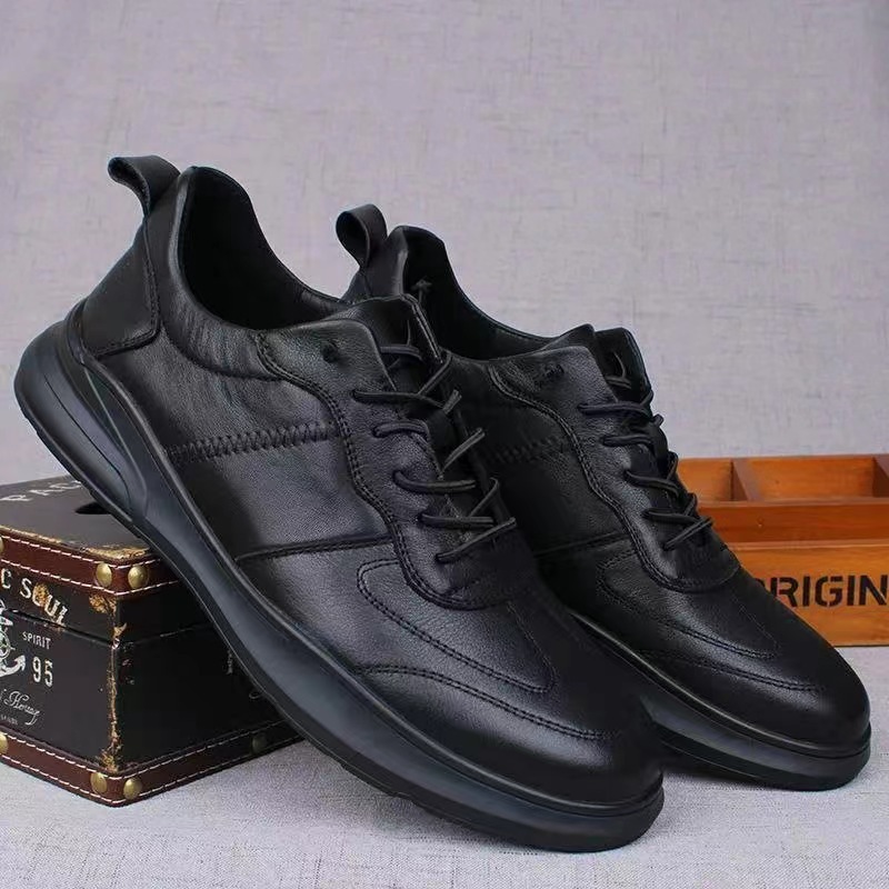 New Chinese Leather Shoes Men's Soft Sole Casual Board Shoes Black Commuter Fashion Trend Versatile Sneakers Wholesale