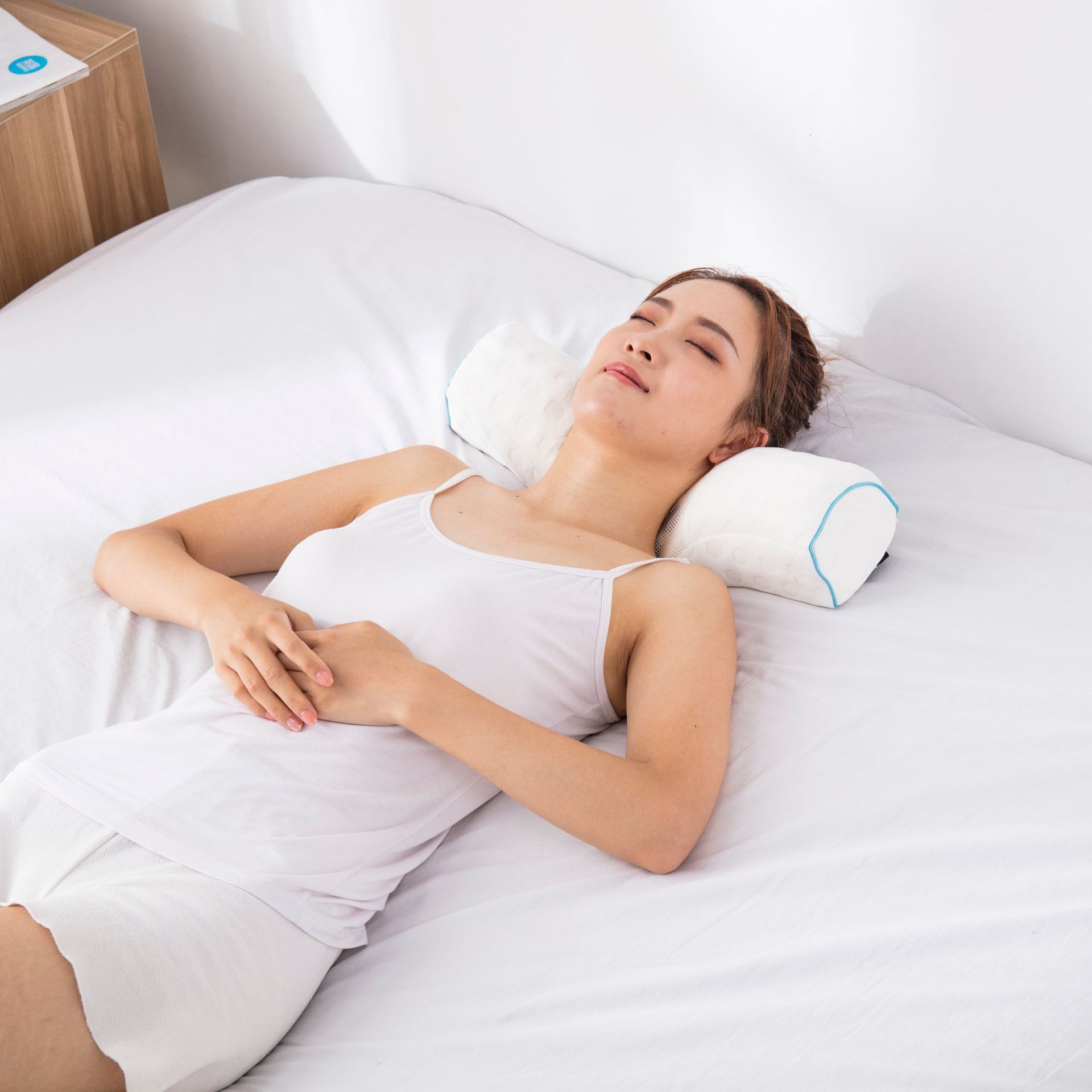 Picture of Memory cotton cervical pillow spine reverse bow maintenance sleep traction pillow mini neck pillow slow rebound memory pillow wholesale