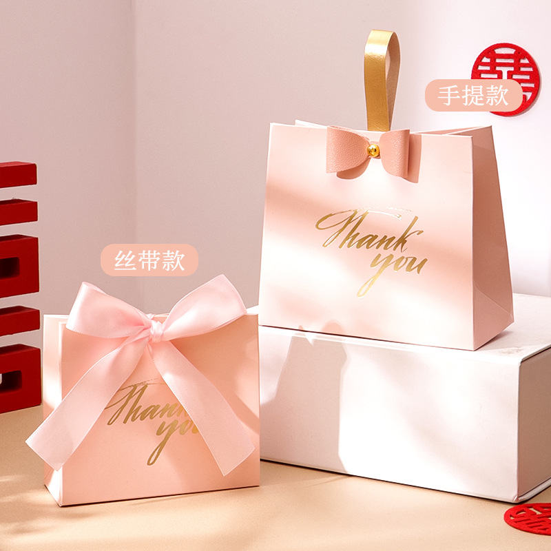 Picture of Creative European wedding wedding red candy box wholesale high-end bridesmaid companion gift candy gift box wholesale