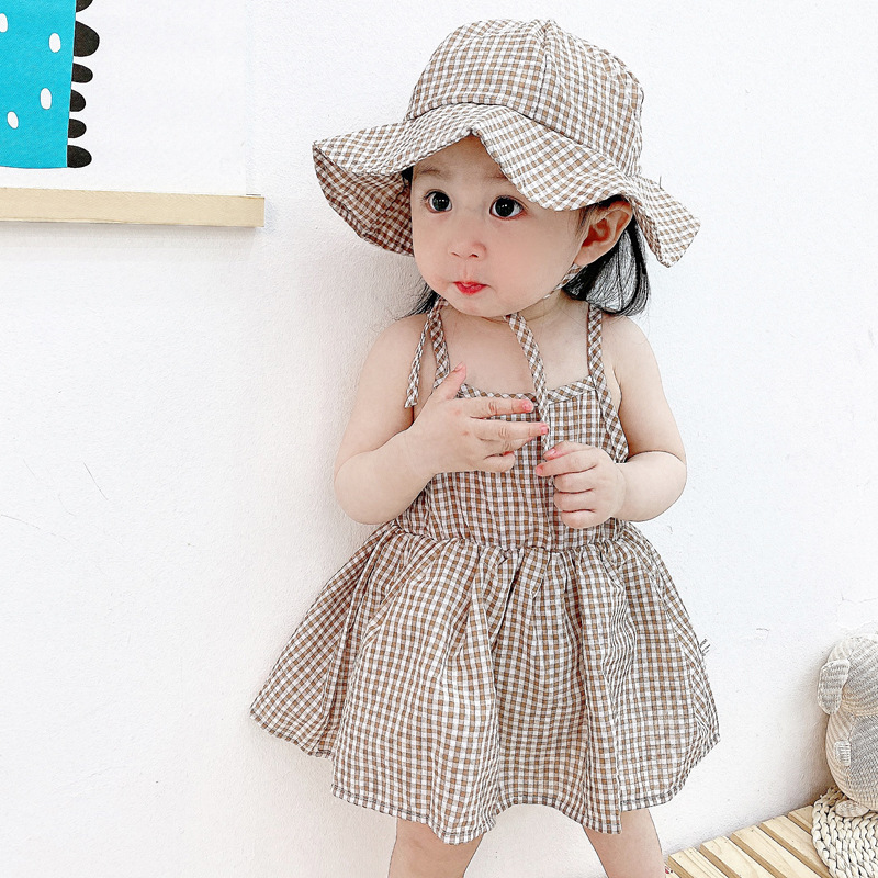 Picture of Summer New Sleeveless Girl's Dress Korean-style Plaid Baby One-piece Clothes Hats for Babies and Children Going Out Sling Dress