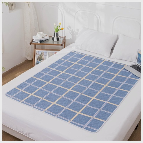 Picture of Diaphragm Pad Elderly Care Pad Leak-proof Washable Four-layer Integrated Large Hospital Patient Aunt Pad Student Dormitory Pad