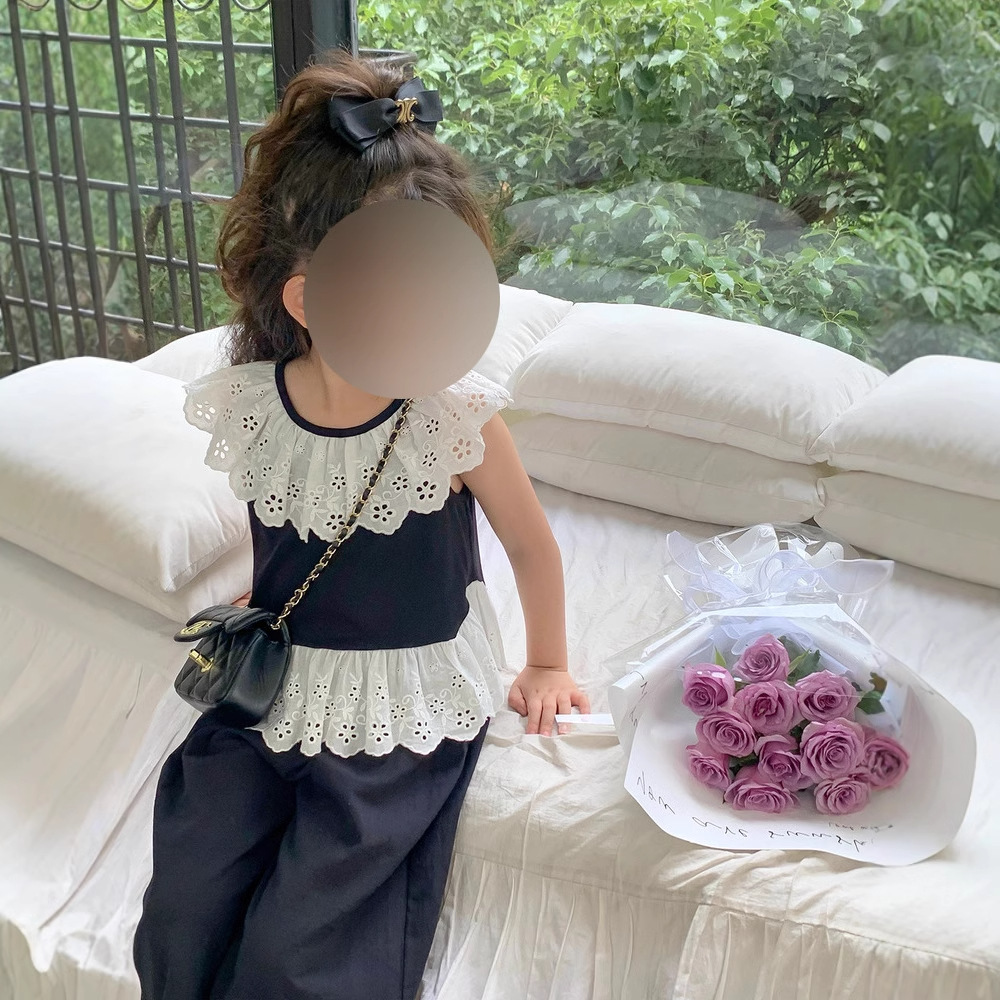 Girls suit summer new round neck lace vest casual pants two-piece set for children a generation of hair