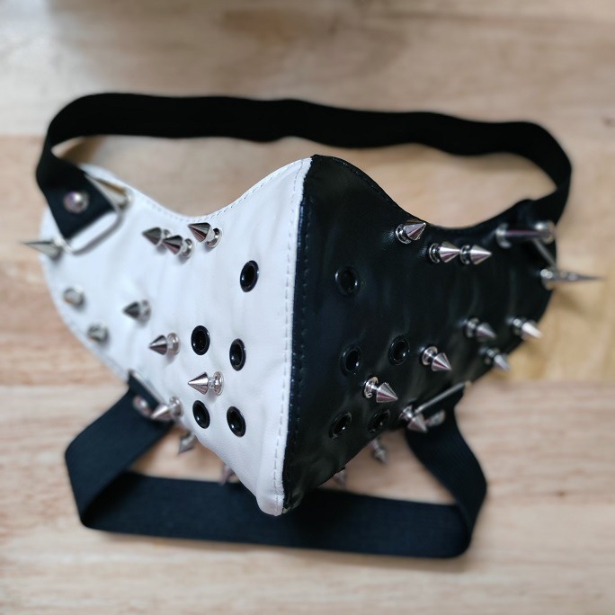 Picture of New Steampunk Party Black and Red Color-block Protective Mask Personalized Spike Dust-proof Halloween Adult Mask