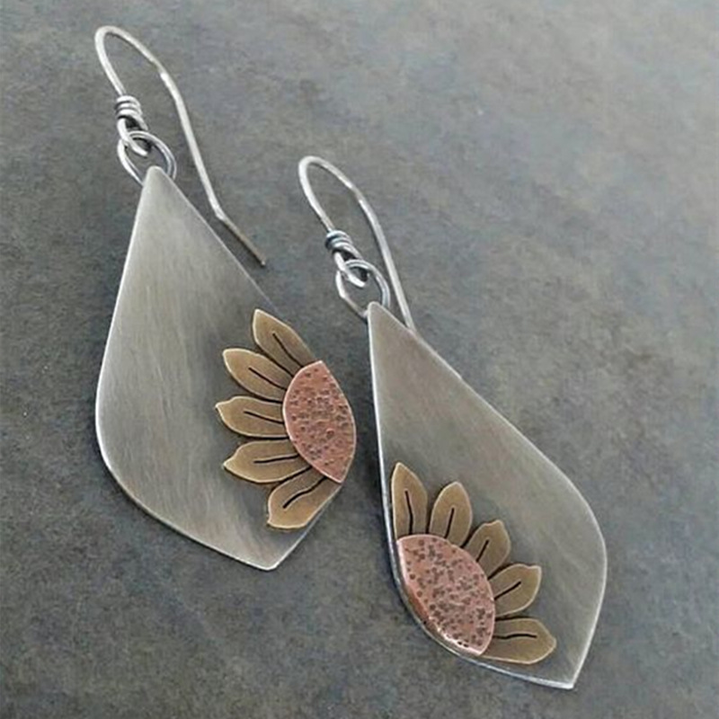 European and American Retro Bohemian Style Sunflower Plant Pendant Earrings Fashionable Women's Alloy Earrings