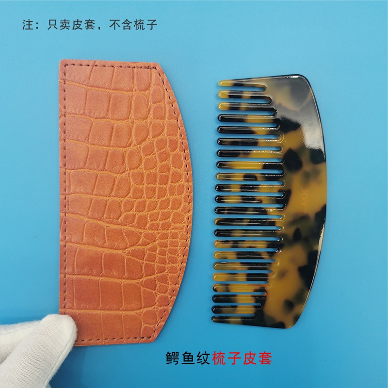 Cross-border exclusive for manufacturers to in stock crocodile pattern PU comb set golden sandalwood comb storage set massage comb protective set