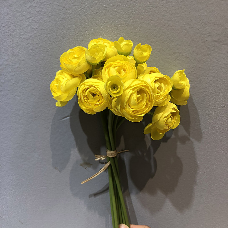 Picture of Simulation Mini Lulian bouquet small tea rose rose decoration bride hand silk flower home decoration flower