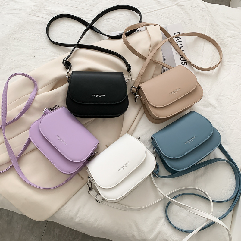 Picture of Fashionable and Simple Single Shoulder Small Bag for Women 2023 Spring New Trendyy Fashion Single Shoulder Crossbody Bag Simple Small Square Bag