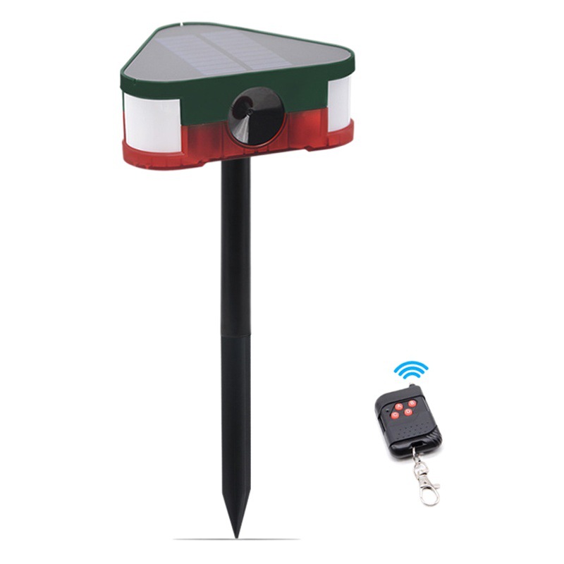 Solar alarm human body infrared sensor lamp solar remote control alarm lamp anti-theft animal drive alarm