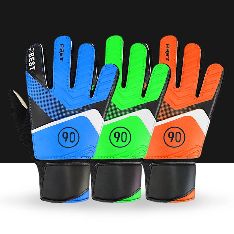 Picture of Cross-border Soccer Goalkeeper Gloves Competition Primary School Students Children Training Professional Finger Guard Anti-slip Soccer Goalkeeper Gloves