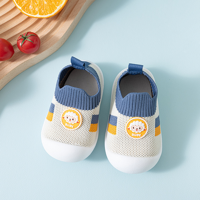 Picture of New Baby Floor Shoes Spring and Summer Outdoor Soft-Soled Non-Slip Breathable Slip-On Newborn Children's Baby Toddler Shoes