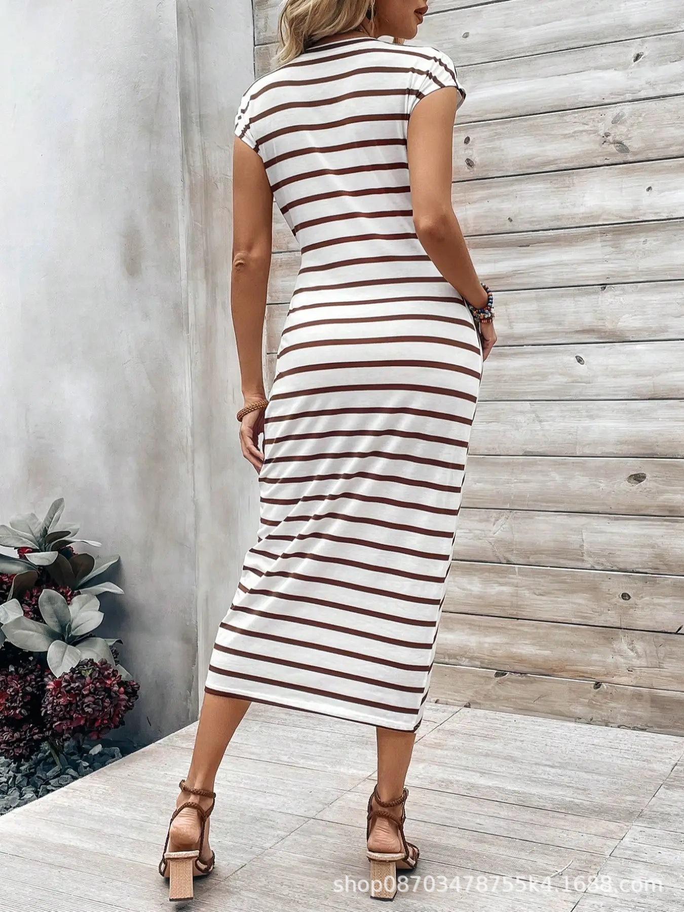 Picture of Cross-border Elegant Waist Strap Stripesd Round Neck Short-sleeved Long Dress Summer Women's High-end Women's Skirt