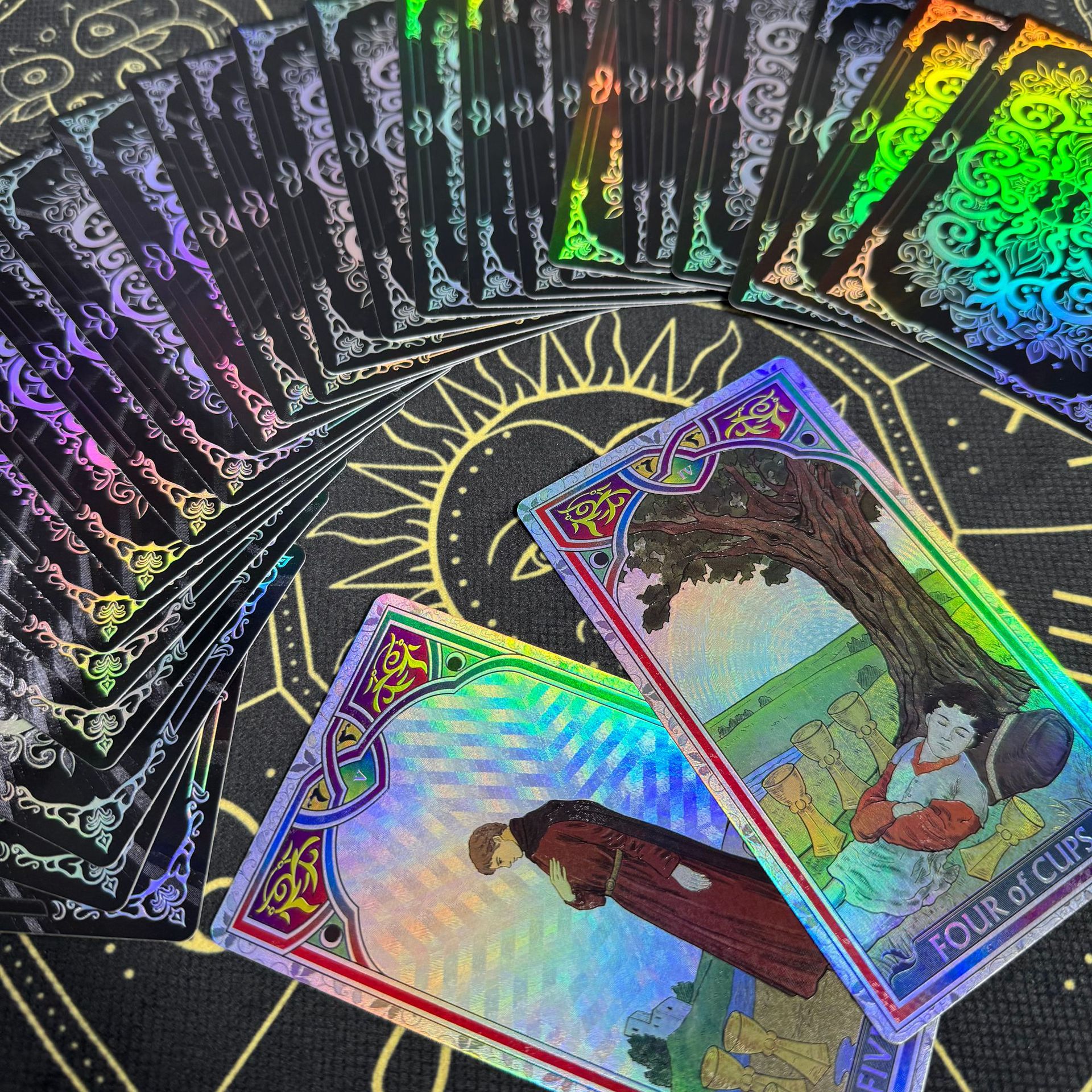 Picture of Genuine Taiwan 24K color foil tarot card card game board game card game spot wholesale tarot