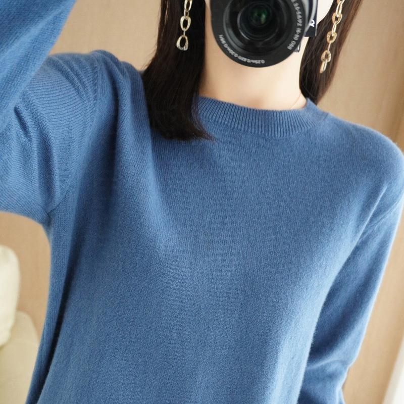 Picture of New Autumn and Winter Round Neck Knitwear Women's Pullover Knitwear Pure Color Long-Sleeved Women's Thin Inner Short Bottoming Shirt