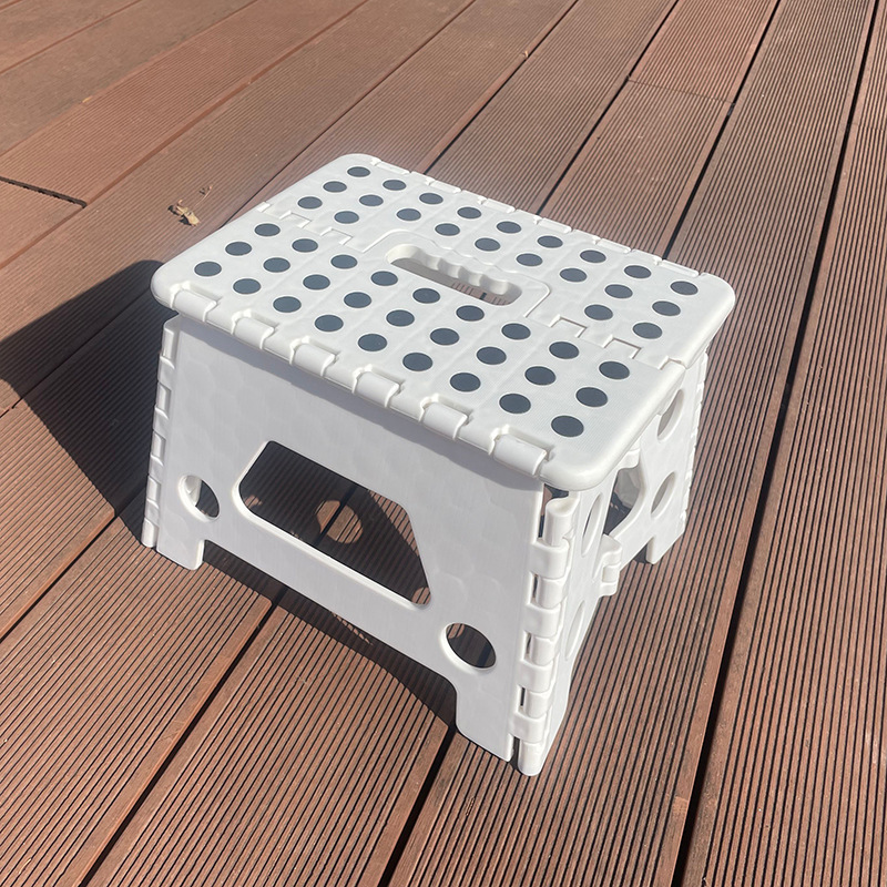 Exported thickened plastic folding stool, eco-friendly, non-slip, high-load, convenient small stool, for outdoor use by children and adults