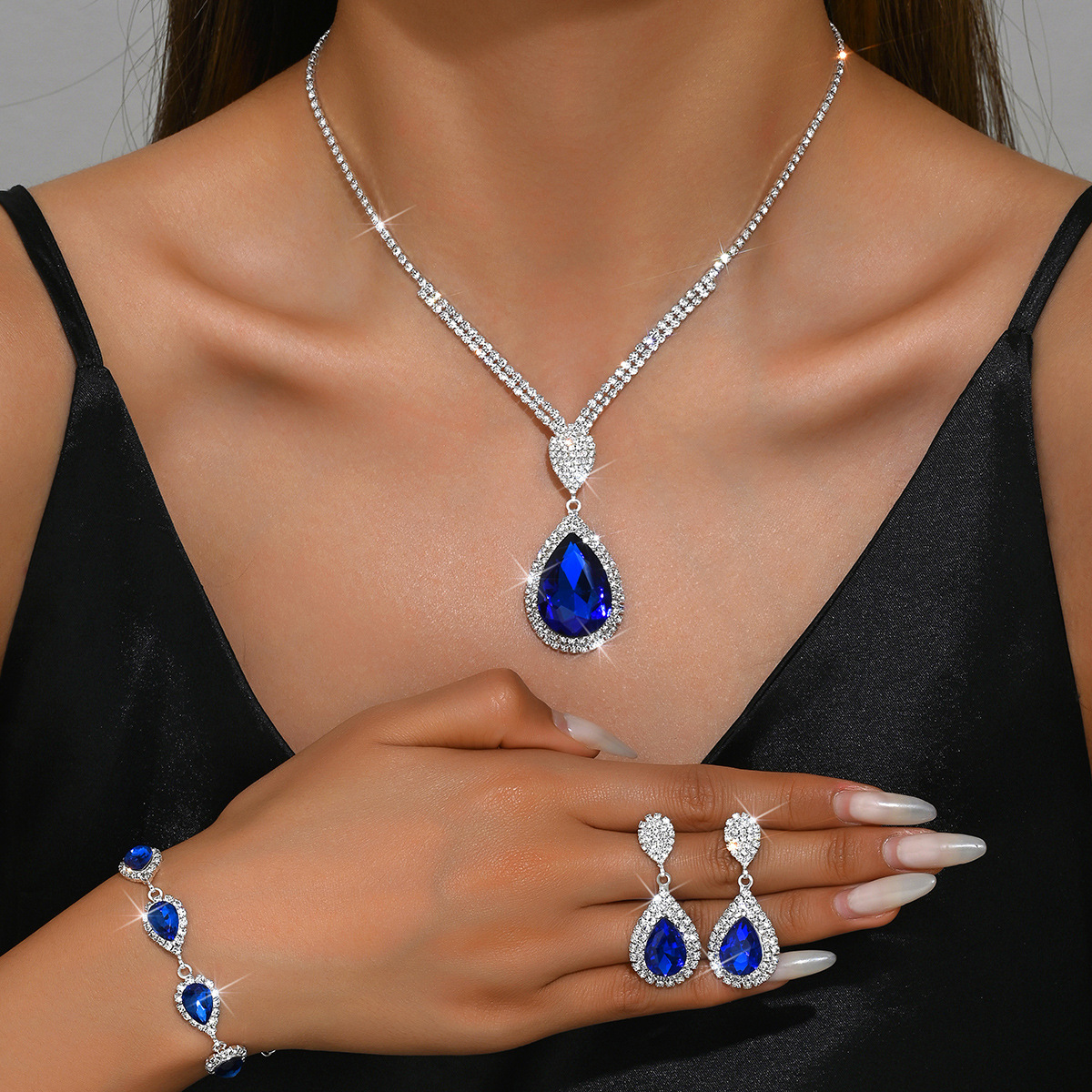 Cross-border European and American jewelry wholesale bride white crystal flower jewelry suit fashion banquet wedding necklace accessories