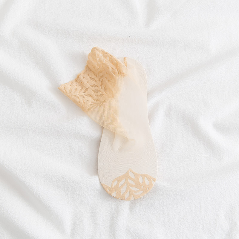 Picture of New lace short socks thin cotton mid-tube stockings spring and summer sweat-absorbent non-slip invisible boat socks ladies socks