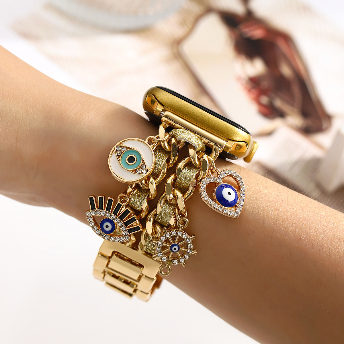 For Apple Watch Fragrance Devil's Eye iwatch6543 Generation Leather Chain Metal Apple Strap