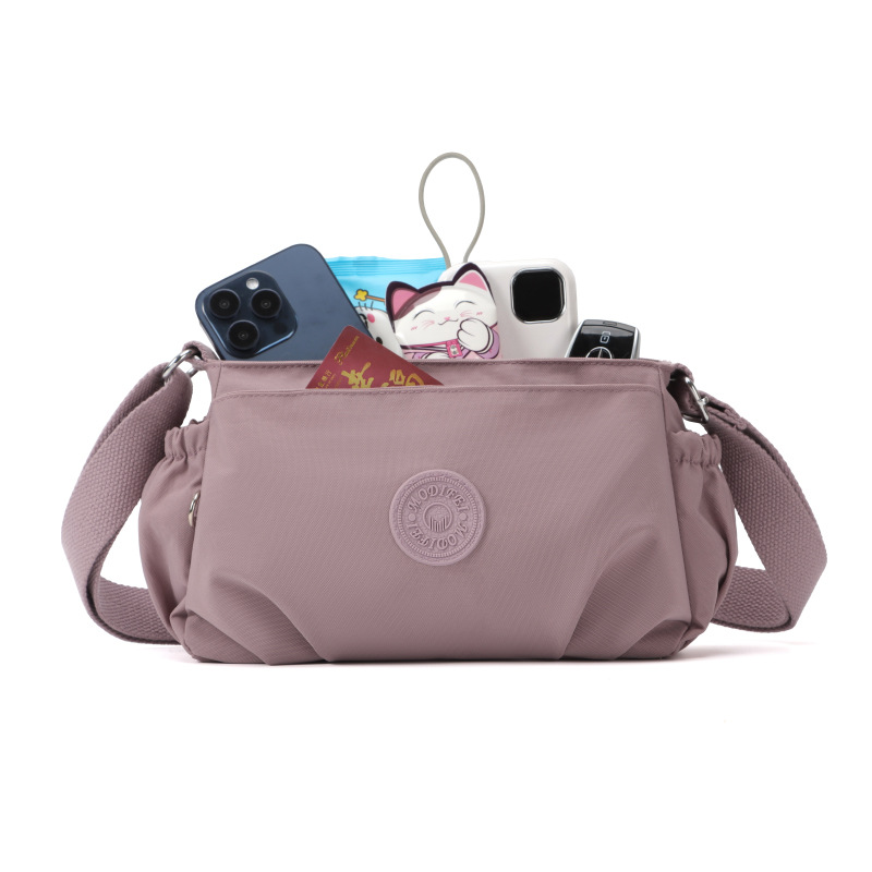 Picture of Cross-border Foreign Trade Fashion Large Capacity Crossbody Bag Trendy All-match Waterproof Nylon Cloth Tote Bag Women's Simple Shoulder Bag