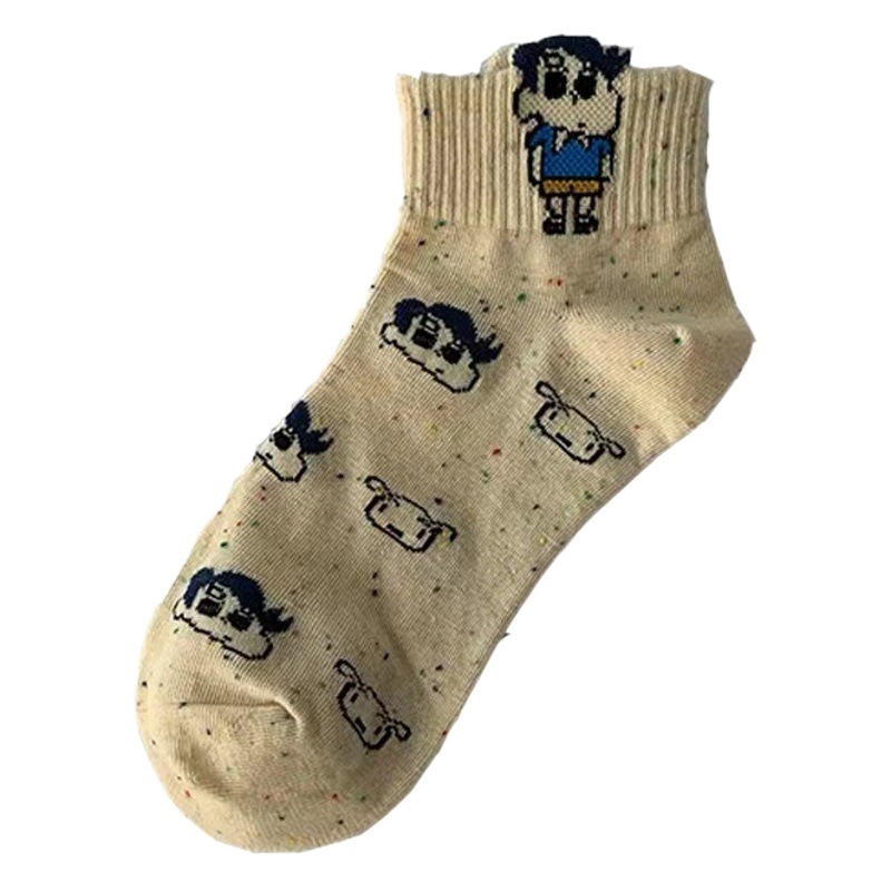 Japanese cartoon socks women's short socks cute crayon Xiaoxin three-dimensional dotted yarn all-match Sports doll socks