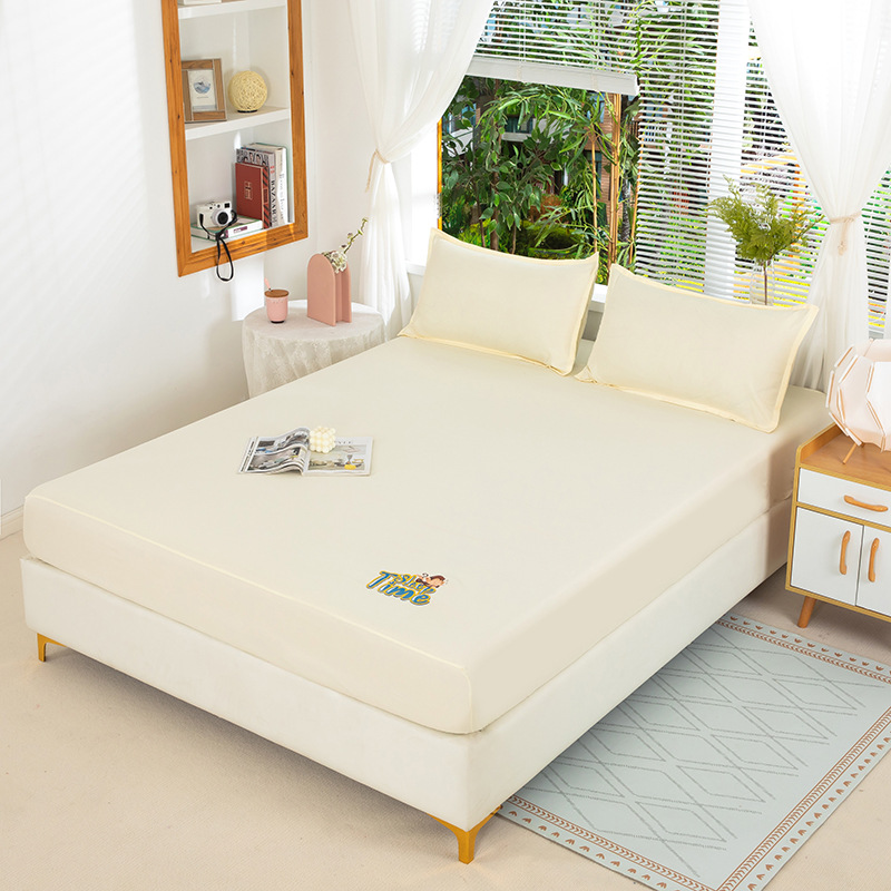 Picture of Bed sheet single-piece fitted sheet all-inclusive bedspread mattress protective cover washed cotton summer maternal and child washed cotton fitted sheet three-piece set
