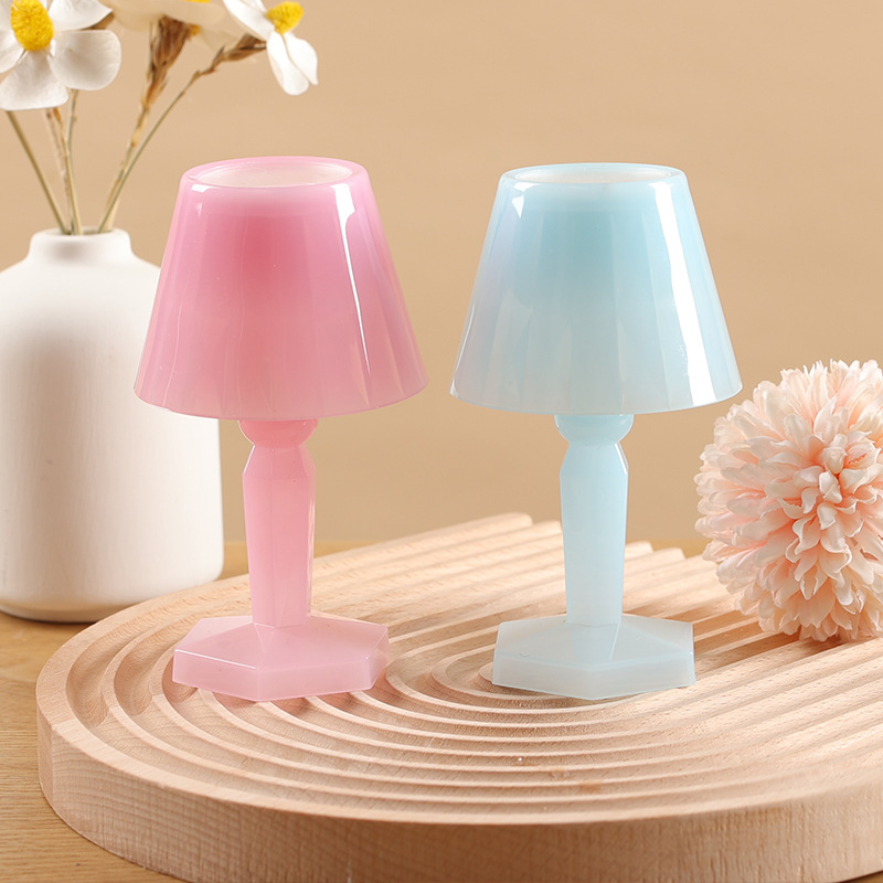 Atmosphere candy small table lamp LED electronic candle lamp birthday layout desktop ornaments ins gift decoration night light